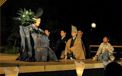 各地の薪能を企画・運営
